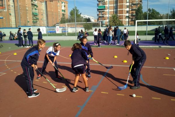 TallerFloorballJueves_1920 (16)